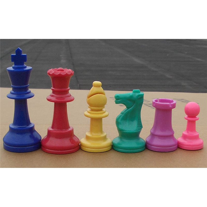 Colorful Plastic Chess Pieces  - Board Game Queen 评论和价格