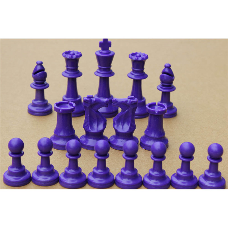 Colorful Plastic Chess Pieces  - Board Game Queen 评论和价格